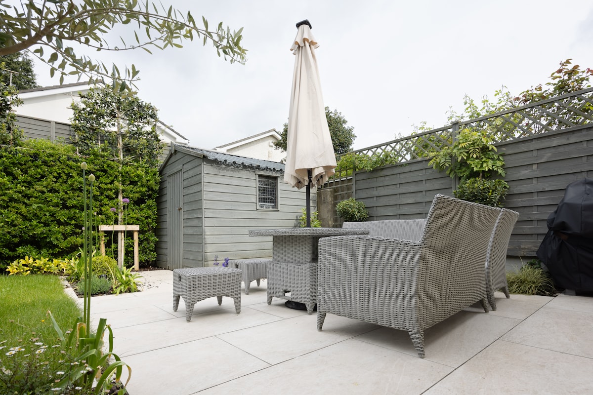 Dit is de slimste tegelvloer voor je BBQ-terras